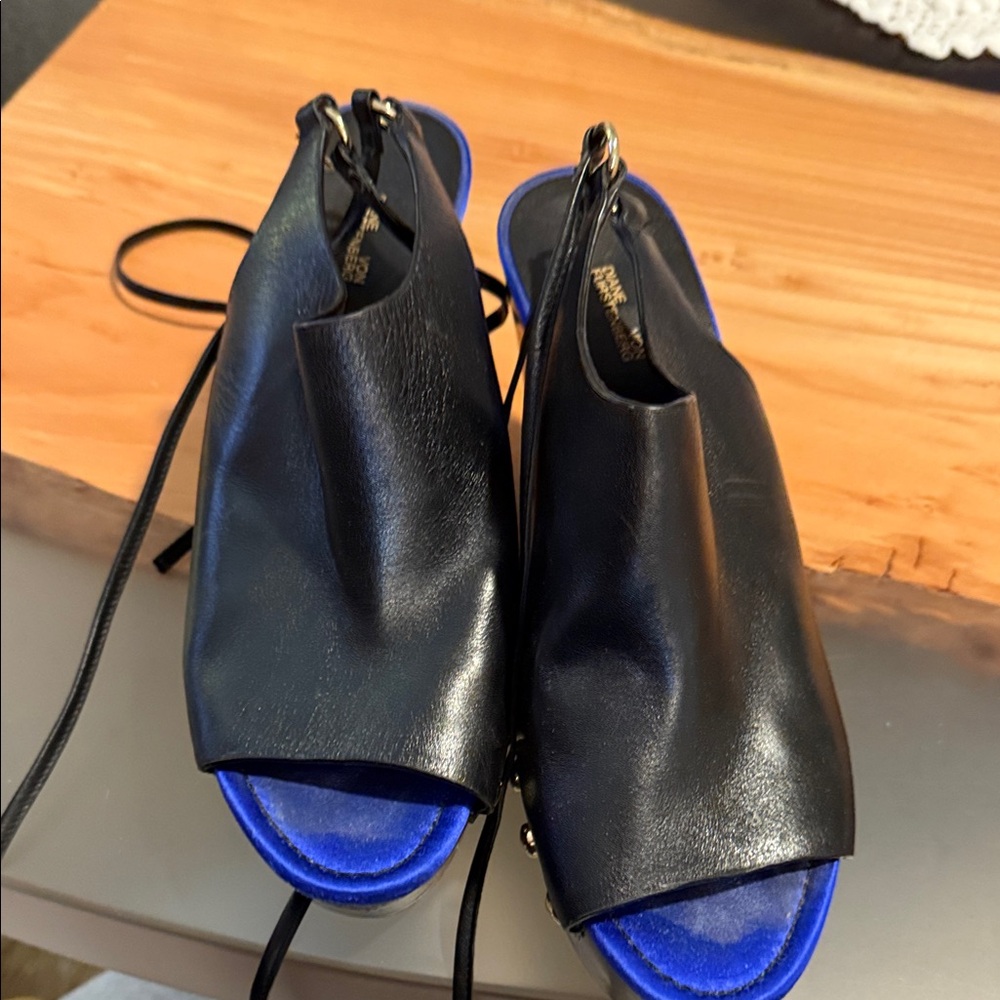 Diane Von Furstenberg Black and Blue Sandals